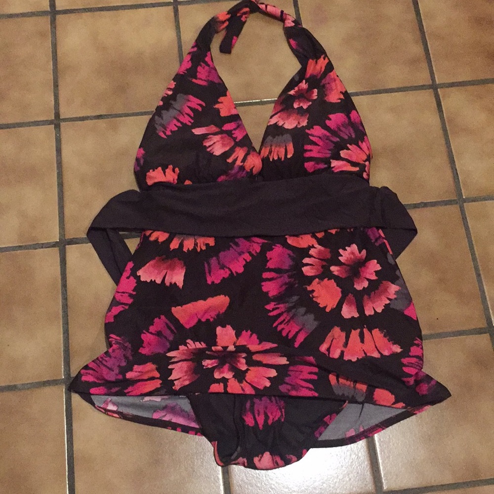 Carmen Marc Valvo 1 piece swim suit Brown, pink 10